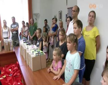 Adom�ny nagycsal�dosoknak