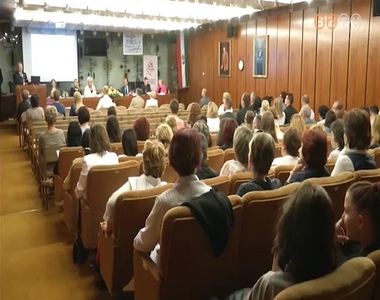 Megkezd�d�tt a Szoci�lis H�t