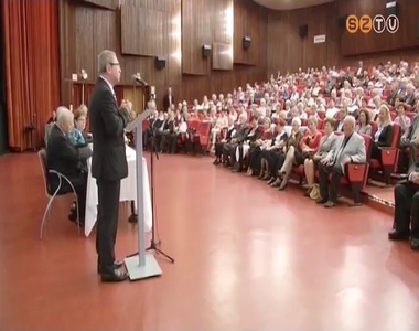 Folytat�dik az Akt�v id�skor program