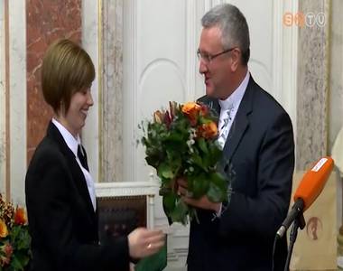 Telev�zi�nk munkat�rsa, H. Pezenh�fer Brigitta rangos szakmai elismer�st kapott