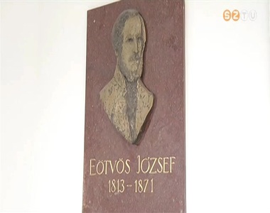 Emléktáblát avattak Eötvös József tiszteletére a Reményik Iskolában