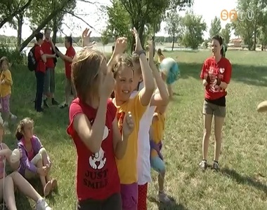 A k�zm�ves- �s sportfoglalkoz�sok ut�n �lb�re kir�ndultak az Egyh�zmegyei Karit�sz t�boroz�i