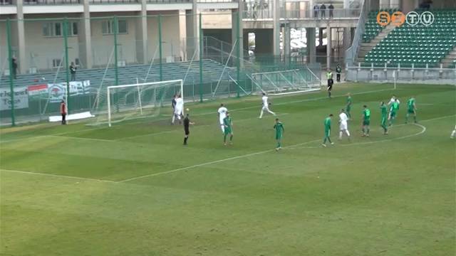 Gy�rben is kikapott a Hali