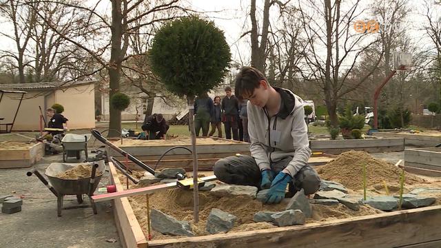 Floriadae virágkötő és a Parcum parképítő versenyt rendeztek a Herman Ottó Technikumban Floriadae virágkötő és a Parcum parképítő versenyt rendeztek a Herman Ottó Technikumban