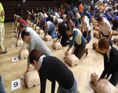 Ism�t Szombathely a t�meges �jra�leszt�s cs�cstart�ja