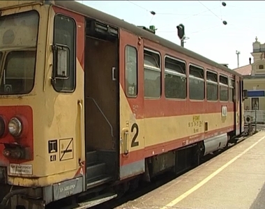 Zsúfolt vonatok Zsúfolt vonatok