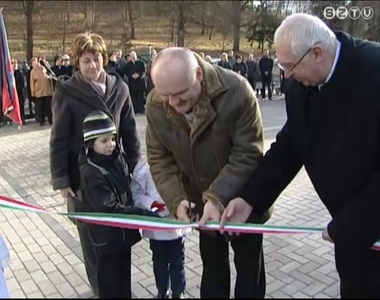 Felavatt�k a fel�j�tott j�ki �vod�t