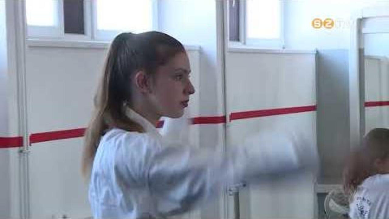 Bár javában tart a nyári szünet, a Leo Karate-DO Sportegyesület versenyzői számára nincs megállás Bár javában tart a nyári szünet, a Leo Karate-DO Sportegyesület versenyzői számára nincs megállás