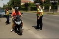 A motorosokat ellenőrzi a rendőrség országszerte, így Szombathelyen is A motorosokat ellenőrzi a rendőrség országszerte, így Szombathelyen is
