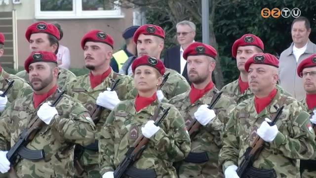 Szombathelyen is megeml�keztek az 56-os forradalom 63. �vfordul�j�r�l