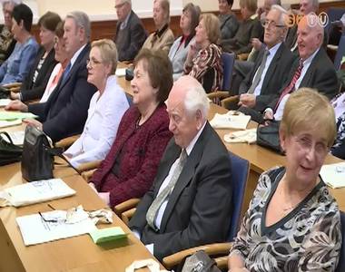 Nyugd�jas orvosokat k�sz�nt�ttek