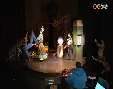 �j bemutat�ra k�sz�l a Mesebolt B�bsz�nh�z