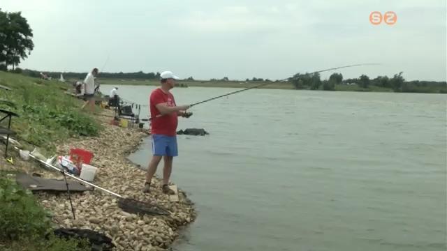 Több mint két tonna hal került szákba a nyár utolsó horgászviadalán a zsennyei versenytavon Több mint két tonna hal került szákba a nyár utolsó horgászviadalán a zsennyei versenytavon