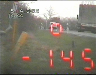 K�zz�tette a rend�rs�g az �prilisi negat�v rekorderek fot�it