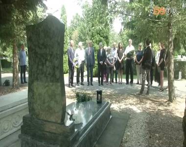 Wagner Andr�s egykori polg�rmesterre eml�keztek s�rj�n�l