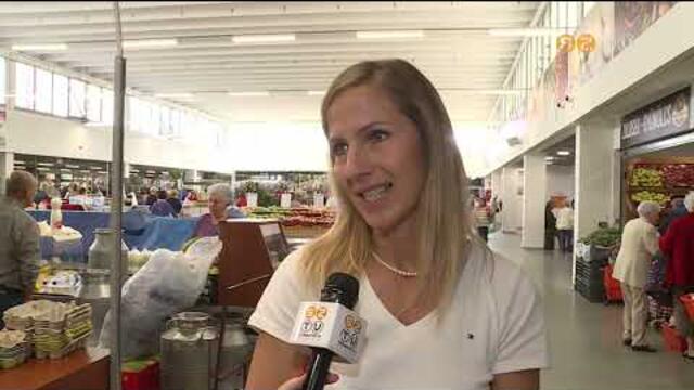 Hossz a sor a vsrcsarnok gombavizsglja eltt ezekben a napokban