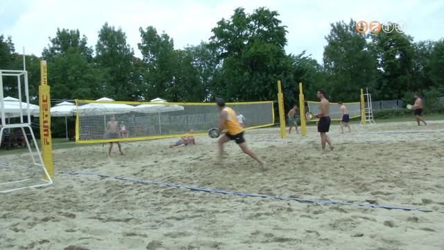 Strandtenisz versenyt rendeztek a hétvégén Szombathelyen Strandtenisz versenyt rendeztek a hétvégén Szombathelyen
