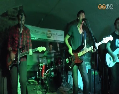 Ny�r�j fesztiv�lon eml�keztek T�th Ferenc n�pm�vel�re S�rv�ron