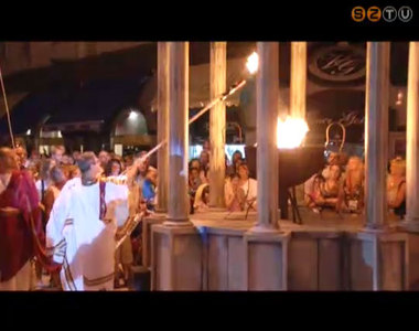 Megkezd�d�tt a karnev�l