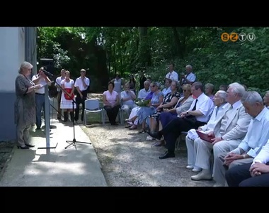 Politikai el�t�ltekre eml�keztek