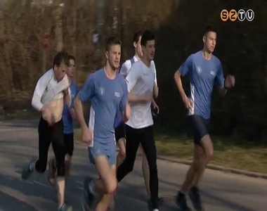 Nem v�rt mezeifut� sikerek