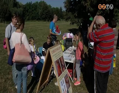 Csal�di napot szerveztek szombaton a KISZ lak�telepen