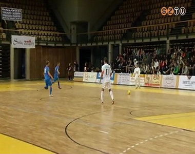 Megnyerte m�sodik bajnoki m�rk�z�s�t a Swietelsky-Halad�s VSE NB I-es futsalcsapata
