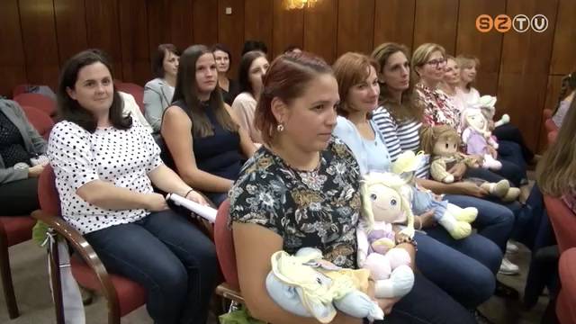 B�lcs�dei szakemberek szakmai fejleszt�se Szombethelyen