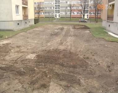 Összesen 39 új parkoló építése kezdődött meg a Felsőőr utcában Összesen 39 új parkoló építése kezdődött meg a Felsőőr utcában