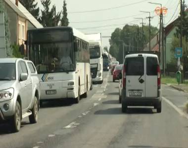 Hatalmas torlódások a Külső Rumi úton Hatalmas torlódások a Külső Rumi úton