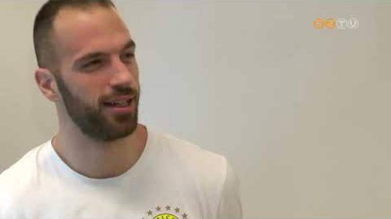 Nemcsak a p�ly�n, hanem azon k�v�l is p�ld�t mutat a szombathelyi kos�rlabda csapat