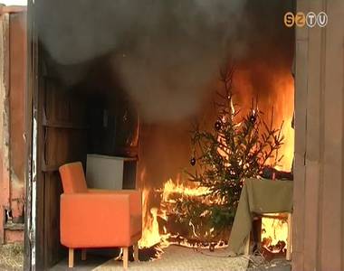 Karácsonyfatüzet szimuláltak Karácsonyfatüzet szimuláltak