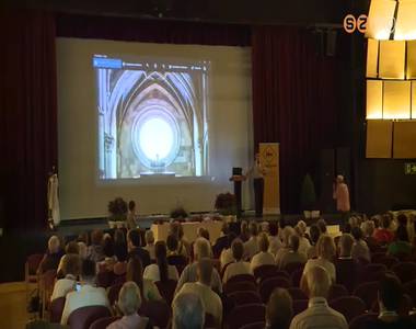 V�ros- �s Faluv�d� konferencia