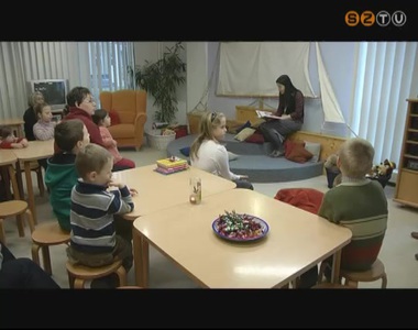 Karácsonyra készülődtek a Berzsenyi Dániel Könyvtárban Karácsonyra készülődtek a Berzsenyi Dániel Könyvtárban