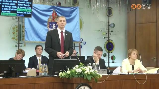 Megtartotta els� rendes �l�s�t az �j �sszet�tel� szombathelyi k�zgy�l�s