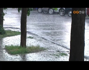 Felh�szakad�s z�dult Szombathelyre a h�v�s reggel �s a felh�s d�lel�tt ut�n