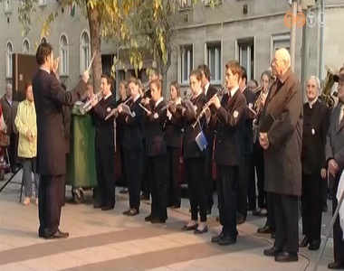 Az 1956-os forradalom �s szabads�gharc 58. �vfordul�j�ra eml�kez�nk cs�t�rt�k�n