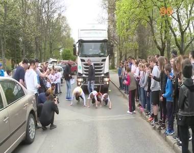 Megtartotta hagyományos sportnapját a Derkovits Gyula Általános Iskola Megtartotta hagyományos sportnapját a Derkovits Gyula Általános Iskola