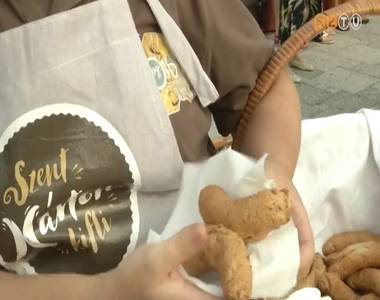 Szent M�rton kifli a GaLiba fesztiv�lon