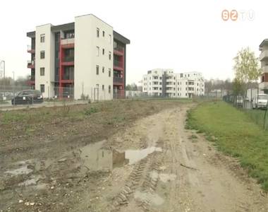 Nem �p�l �t a Kass�k utcai h�zak mellett