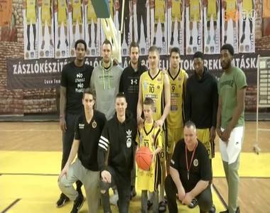 Beteg kisfiú álma teljesült a szombati Falco-meccs után Beteg kisfiú álma teljesült a szombati Falco-meccs után