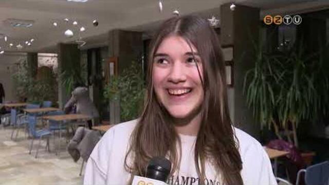 Kar�csonyi hangversennyel �nnepelt a Bart�k B�la Zeneiskola