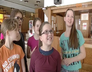 T�bb mint h�romsz�z r�sztvev�je volt az idei AGORA Gyermek M�v�szeti Fesztiv�lnak