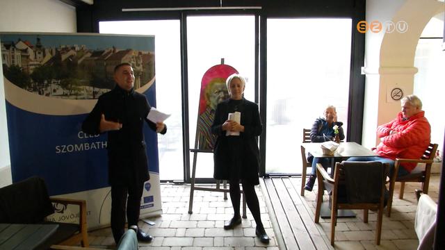 Második alkalommal tehettek belvárosi sétát a kirakat mögött rejlő kincsekre vadászva az érdeklődők Második alkalommal tehettek belvárosi sétát a kirakat mögött rejlő kincsekre vadászva az érdeklődők