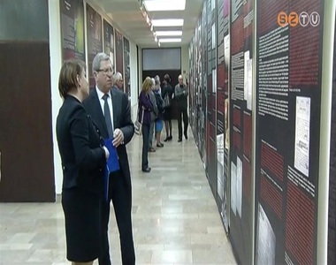 A katyni v�rengz�snek eml�ket �ll�t� ki�ll�t�s ny�lt a Szombathelyi K�pt�rban