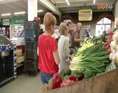 Gazdag a választék a vásárcsarnokban, de az árak még magasak Gazdag a választék a vásárcsarnokban, de az árak még magasak