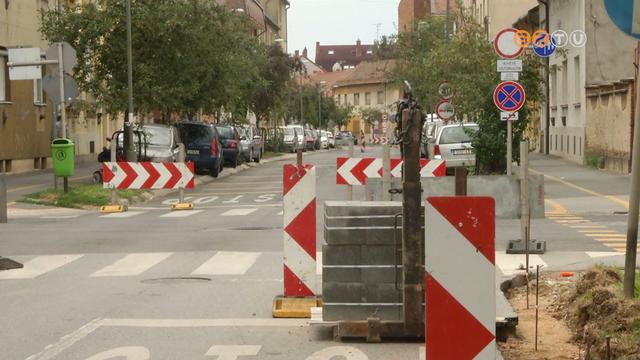 Teljes szélességében és teljes hosszában megújul a Nádasdy utca Teljes szélességében és teljes hosszában megújul a Nádasdy utca