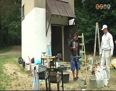 Folytat�dik az oladi kil�t� csinos�t�sa