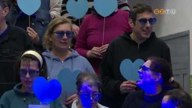 Sokan eljöttek idén is a 12. alkalommal megrendezett szombathelyi kék sétára Sokan eljöttek idén is a 12. alkalommal megrendezett szombathelyi kék sétára