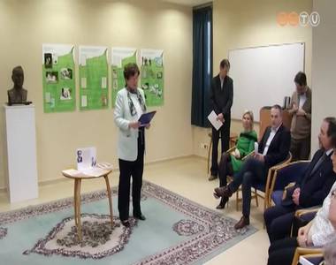 Jelk�pes idegen nyelvi k�nyt�r